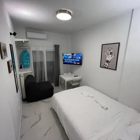 Aegean Blue 2# The Luxury -studio * Thessaloniki